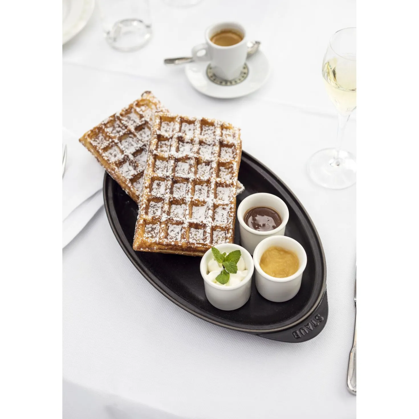 31 cm, Assiette chaude , Noir mat