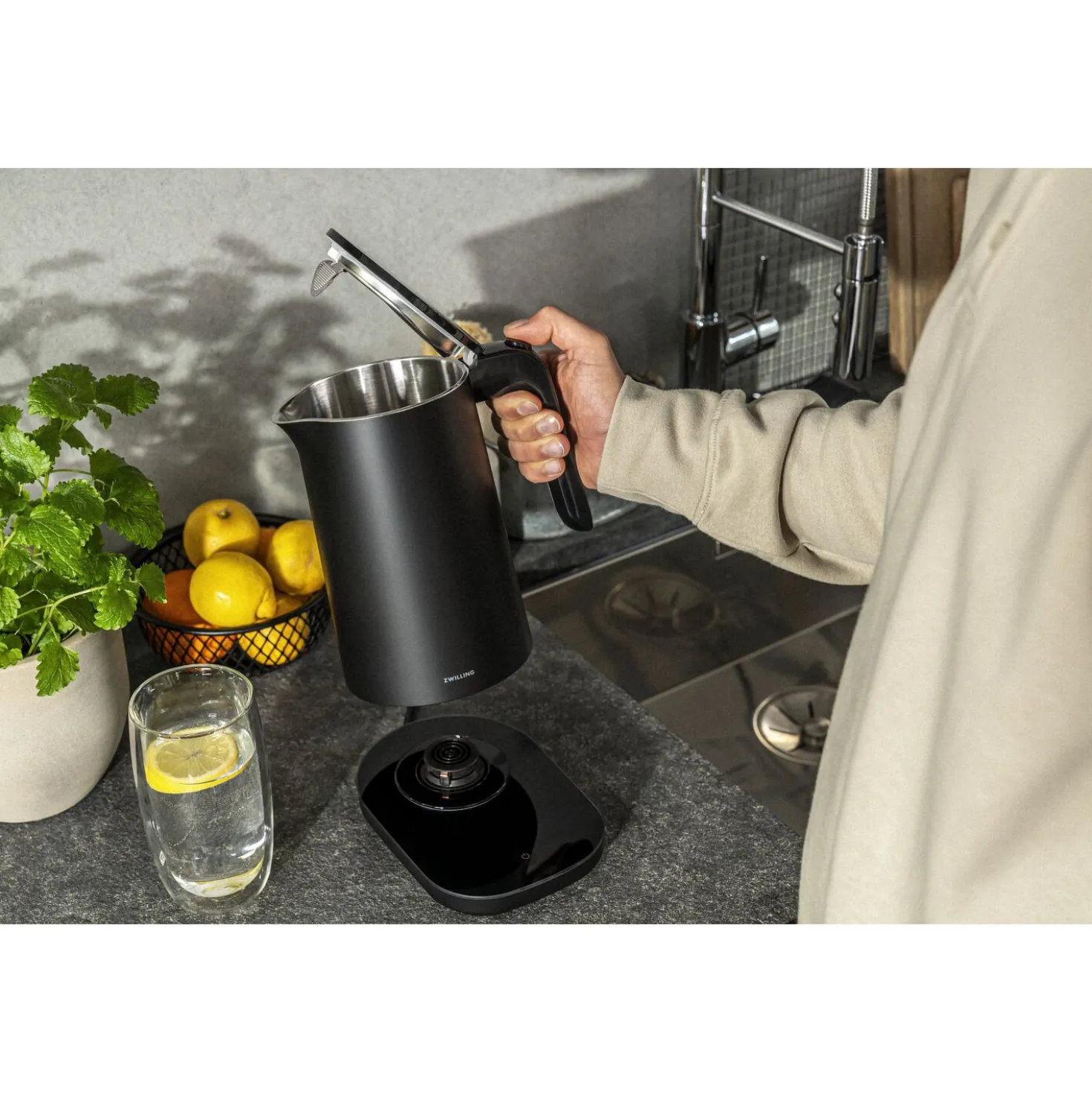 Bouilloire électrique Pro, 1 l, Noir mat