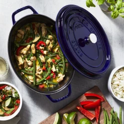 Cocotte 31 cm, Ovale, Bleu intense, Fonte