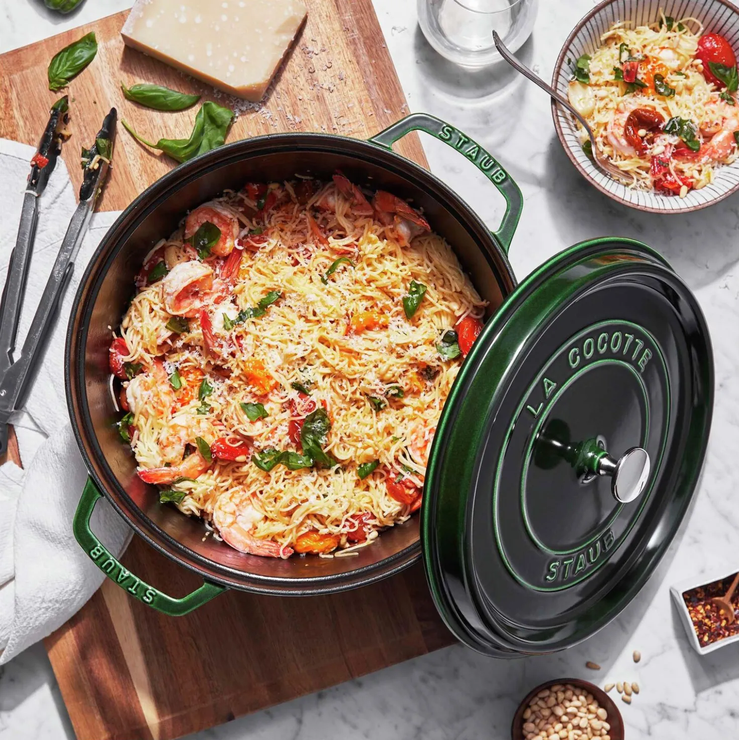 Cocotte 22 cm, Rond(e), Basilic, Fonte