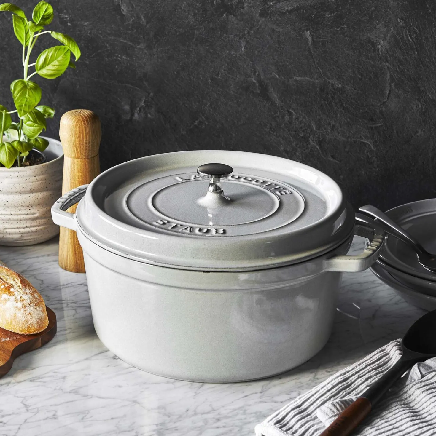 Cocotte 26 cm, Rond(e), Truffe blanche, Fonte
