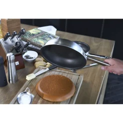 Poêle 28 cm, Inox 18/10, Noir argenté