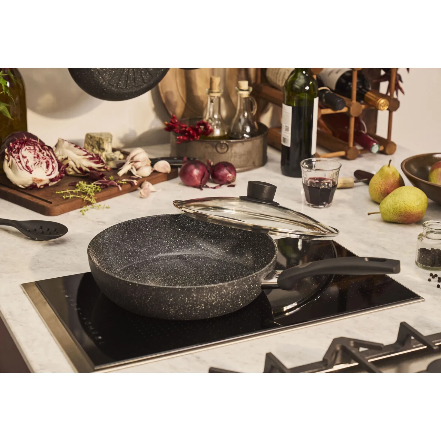 Sauteuse avec couvercle, 28 cm, Aluminium, Revêtement antiadhésif en céramique