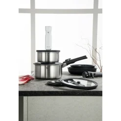Set de démarrage avec poêles, casseroles, couvercles et poignées, 8 pcs.