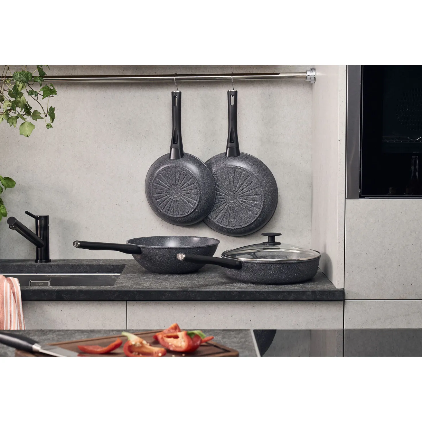 Set de poêles, 3-pcs. /20/24/28 cm, gris, Aluminium